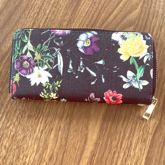 Flower wallet New w/o tags - Picture 1 of 2